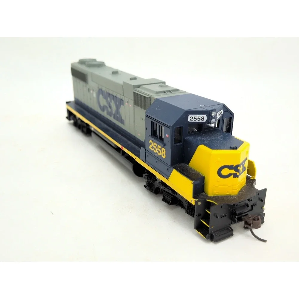 HO ATHEARN 7994 GP38-2 CSX # 2558